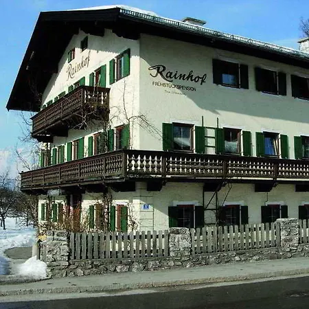 Rainhof فندق مبيت وإفطار 3*